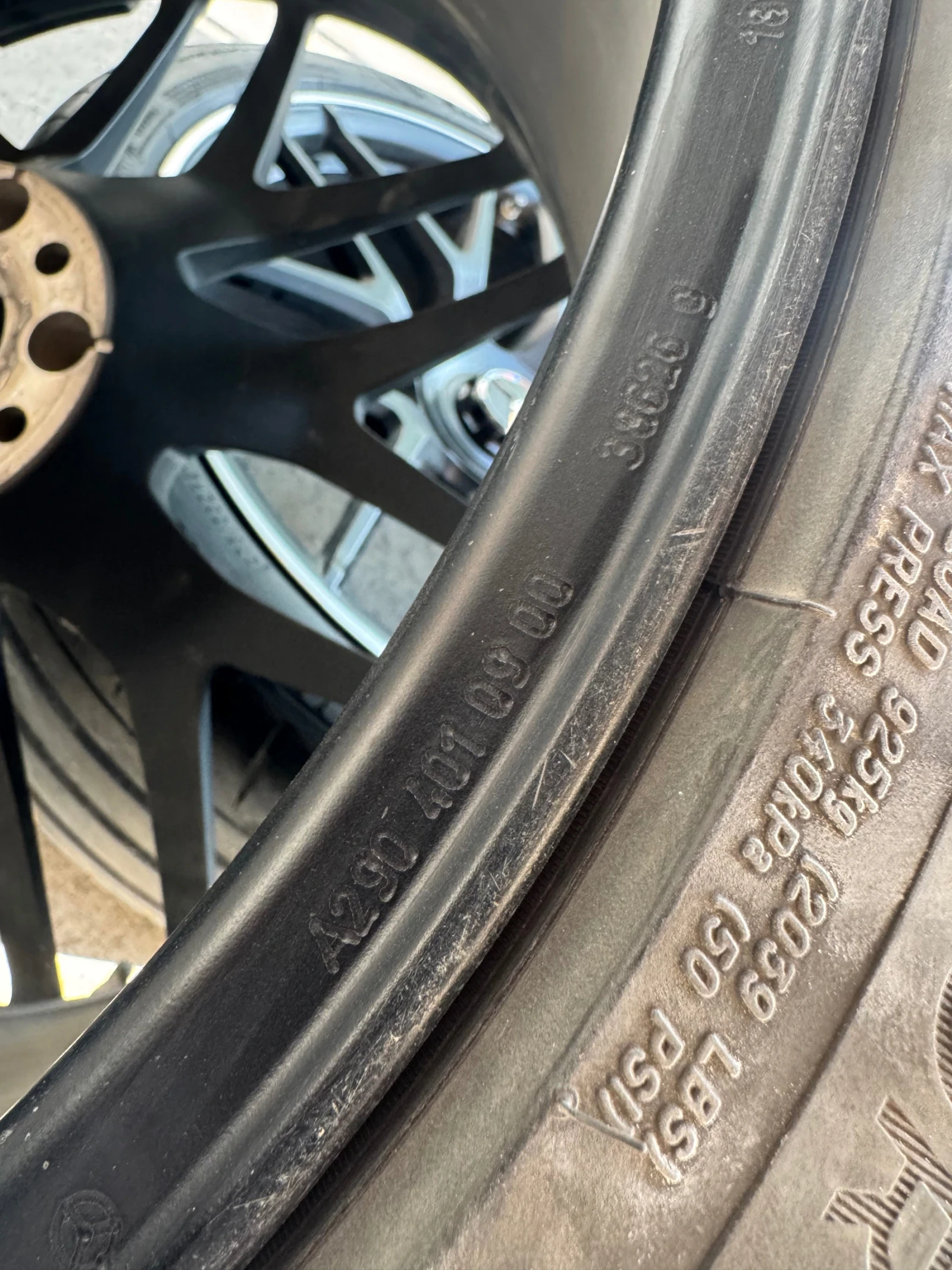    275/35R21  Mercedes-Benz | Mobile.bg   4