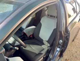 Toyota Corolla 1.5 Executive Plus 27 370 км, снимка 8