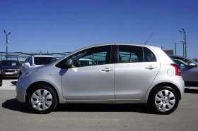 Toyota Yaris 1.0VVT-i/ПЕРФЕКТНО СЪСТОЯНИЕ , снимка 4