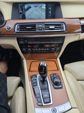 BMW 750, снимка 11