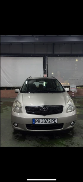  Toyota Corolla verso