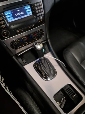 Mercedes-Benz C 320, снимка 13