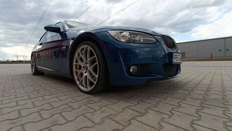 BMW 320 M Sport, снимка 16 - Автомобили и джипове - 43095807