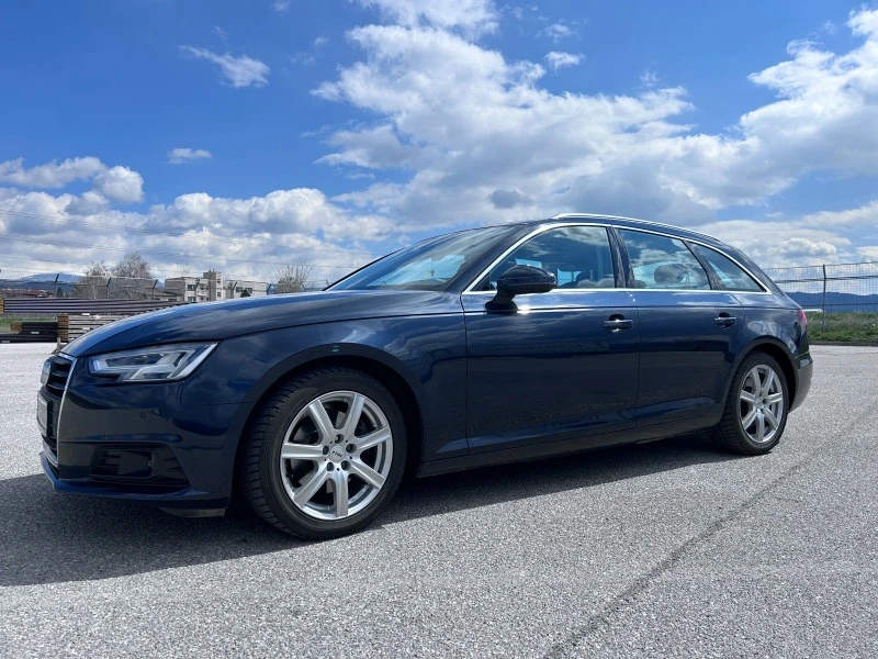 Audi A4 Avant 2.0 / DISTRONIC / VIRTUAL COCKPIT, снимка 8 - Автомобили и джипове - 45083848