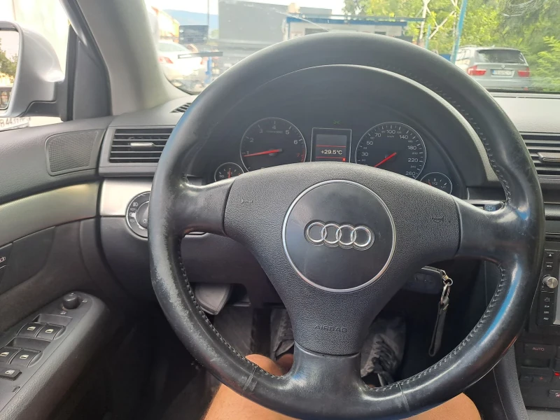 Audi A4 1.8 т quattro , снимка 10 - Автомобили и джипове - 47440859