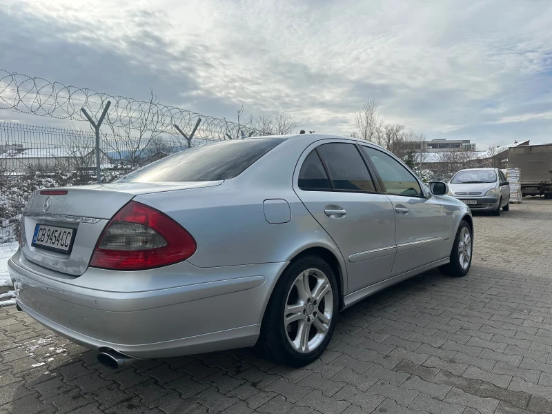 Mercedes-Benz E 280 190кс 2007г., снимка 4 - Автомобили и джипове - 48672581