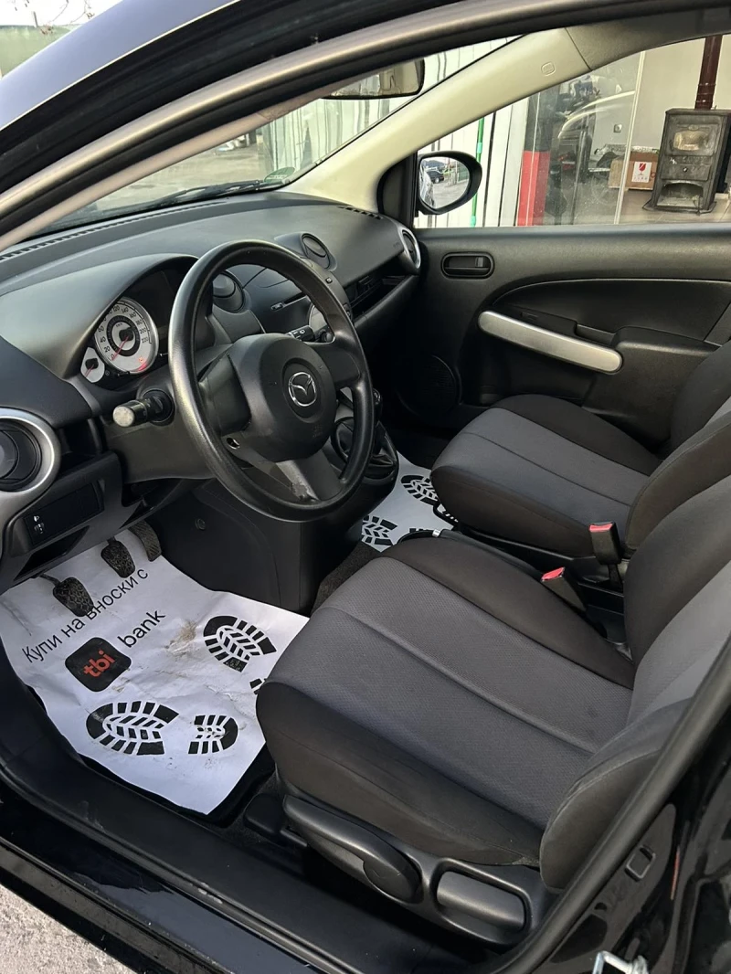 Mazda 2 1.3 75к.с., снимка 11 - Автомобили и джипове - 48826853