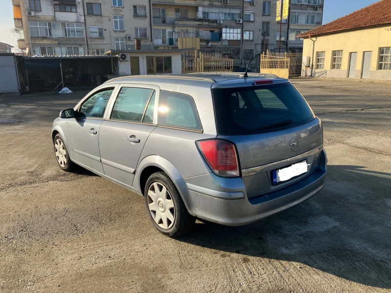 Opel Astra H, снимка 13 - Автомобили и джипове - 48927533