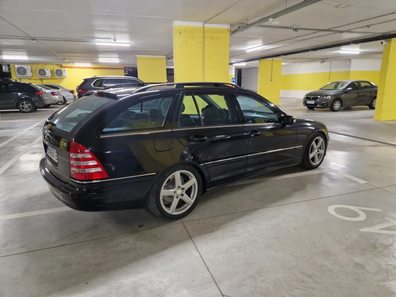 Mercedes-Benz C 320, снимка 3 - Автомобили и джипове - 52880558