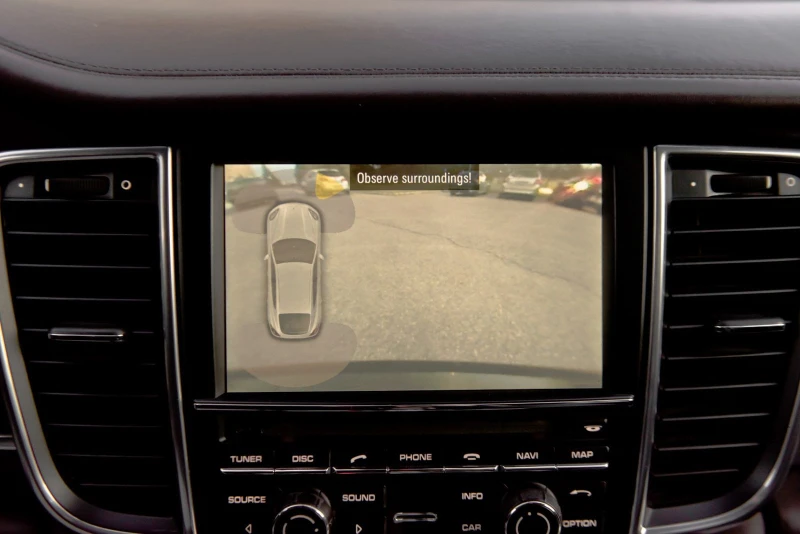 Porsche Panamera 4S GTS, снимка 13 - Автомобили и джипове - 53052693