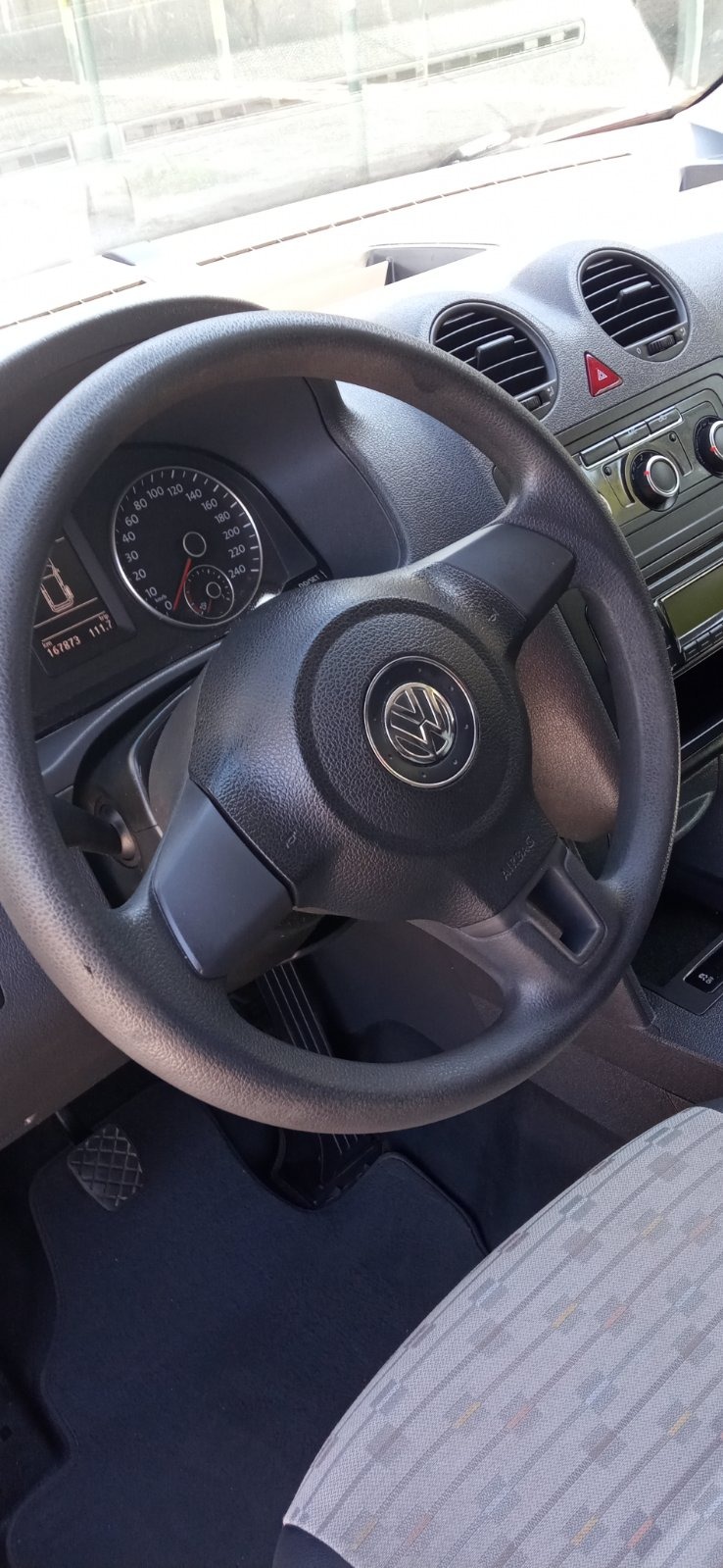 VW Caddy EcoFuel, снимка 14 - Автомобили и джипове - 46040286