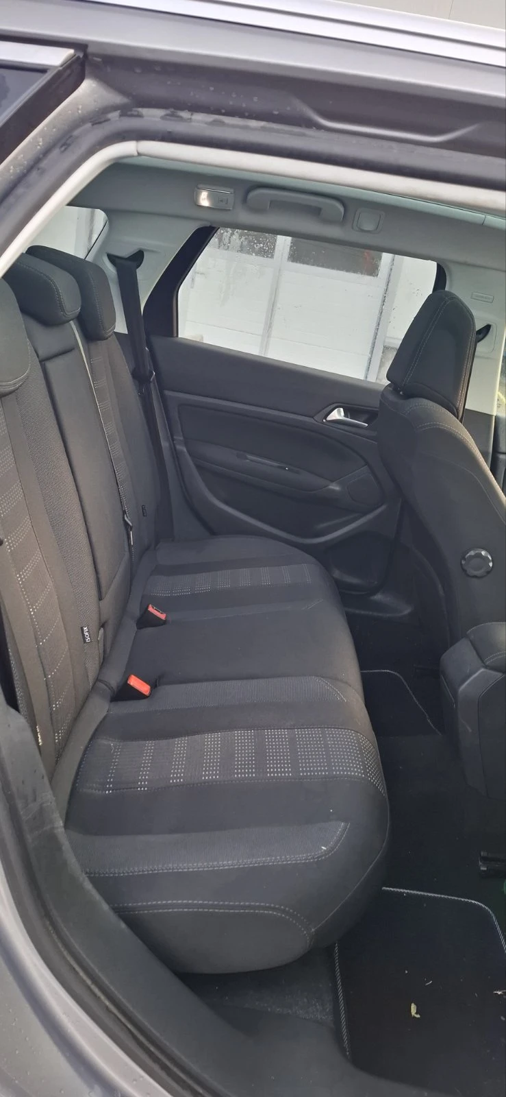 Peugeot 308 1.6 HDI 120 k.c. | Mobile.bg � ����������� 8