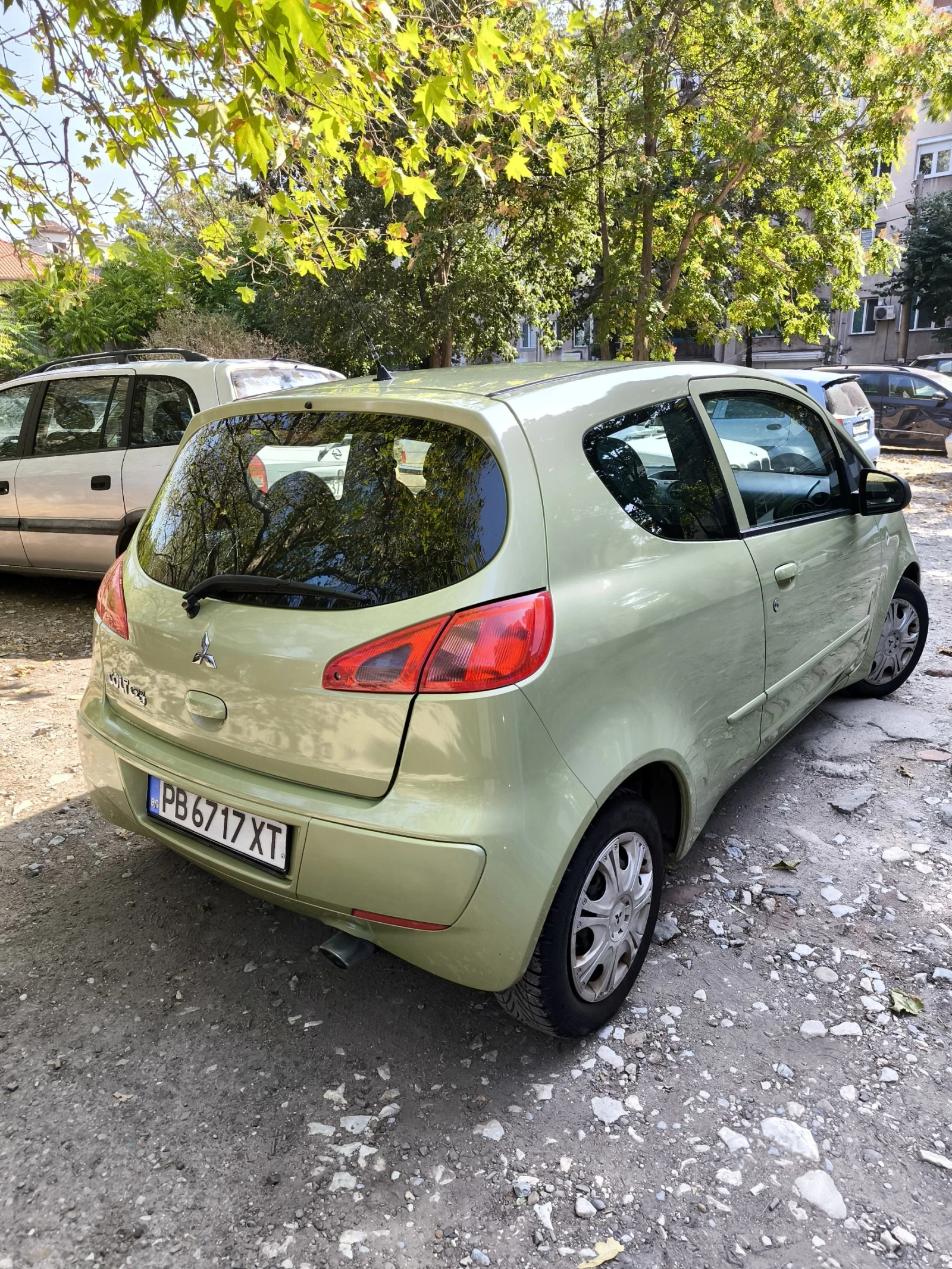 Mitsubishi Colt 1.3 бензин с климатик и регистрация - изображение 4