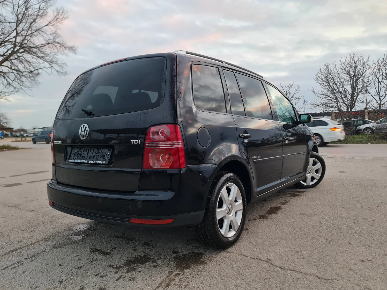 VW Touran УНИКАТ 1.9d/105hp/7m - изображение 6