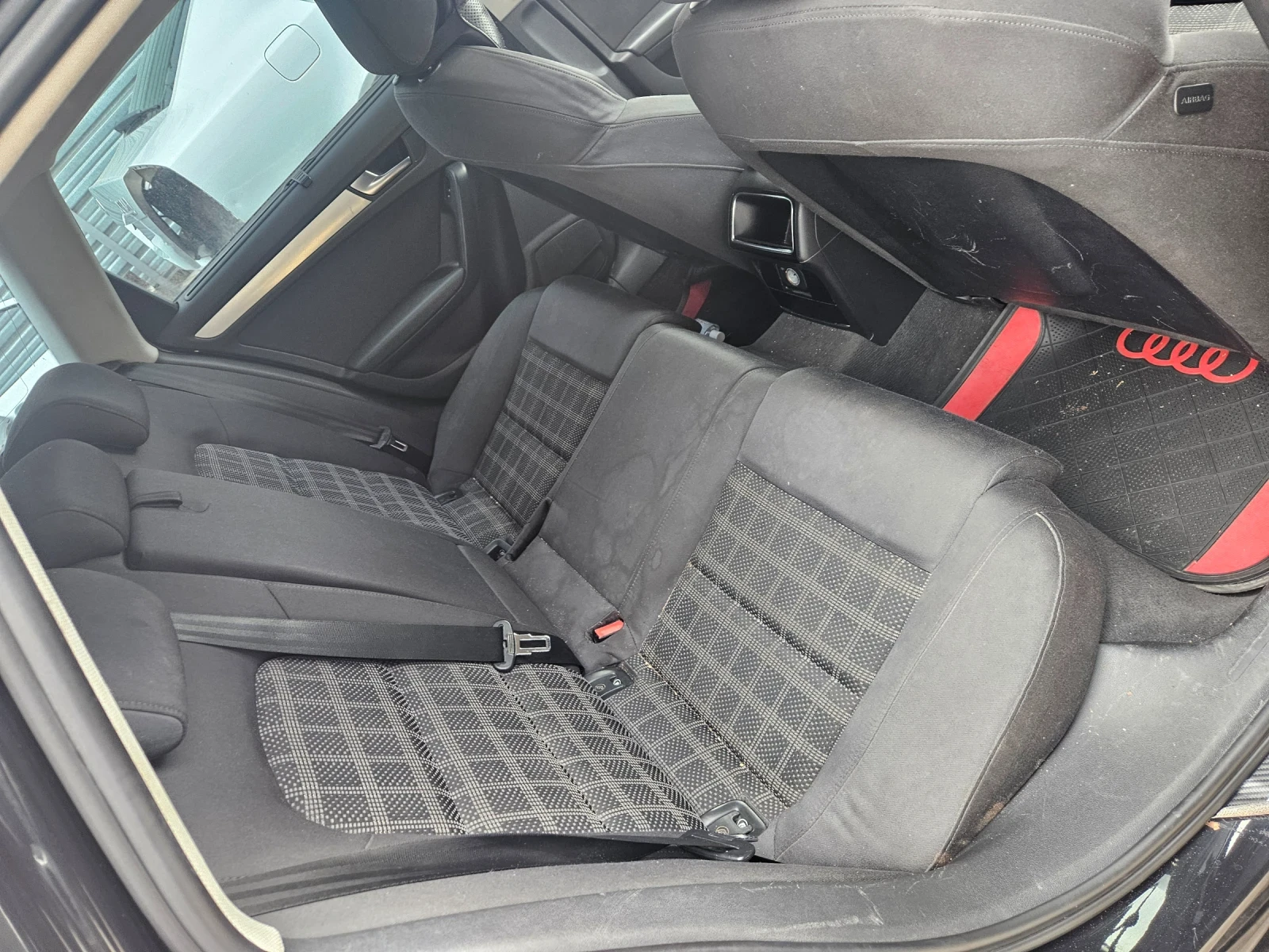 Audi A4 2.0dizel 143ks 2010god  S-LAIN - изображение 10