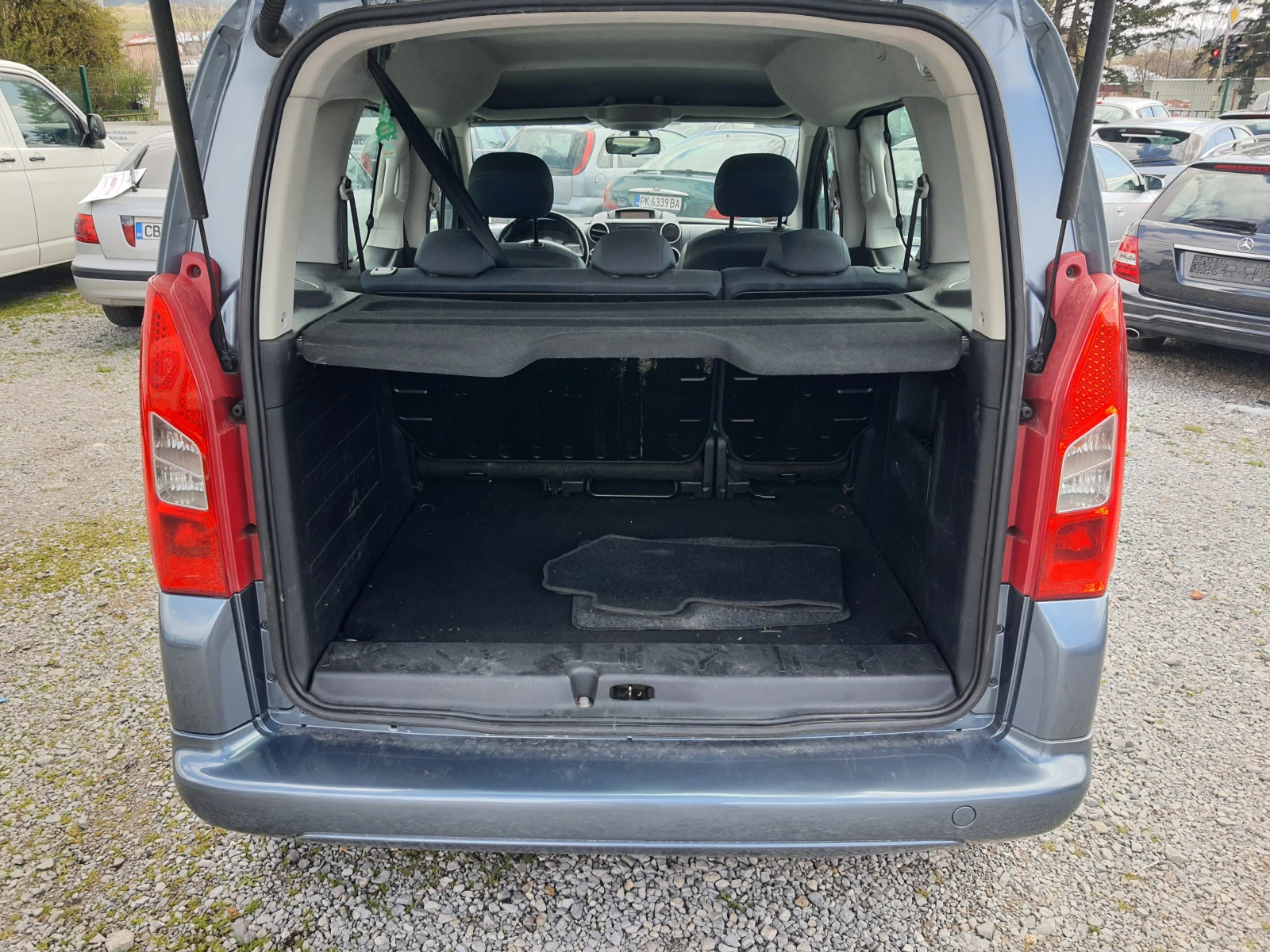 Peugeot Partner 1.6hdi teppe - изображение 7
