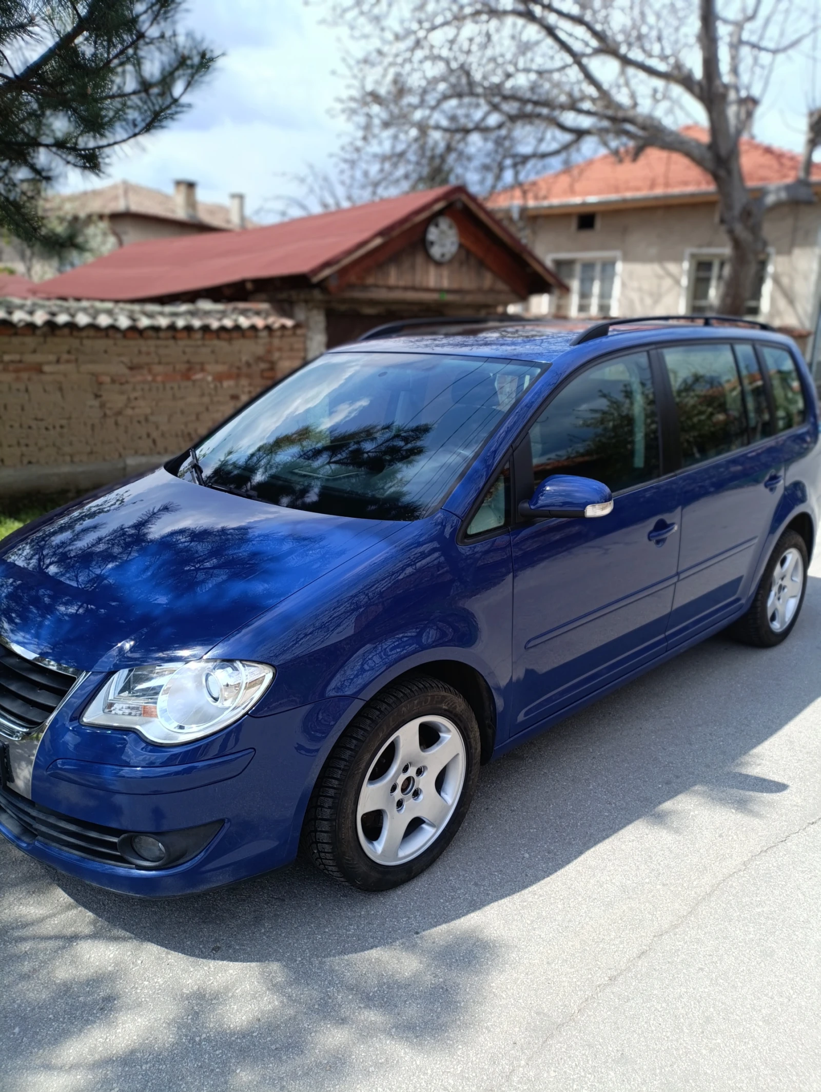 VW Touran  - изображение 2