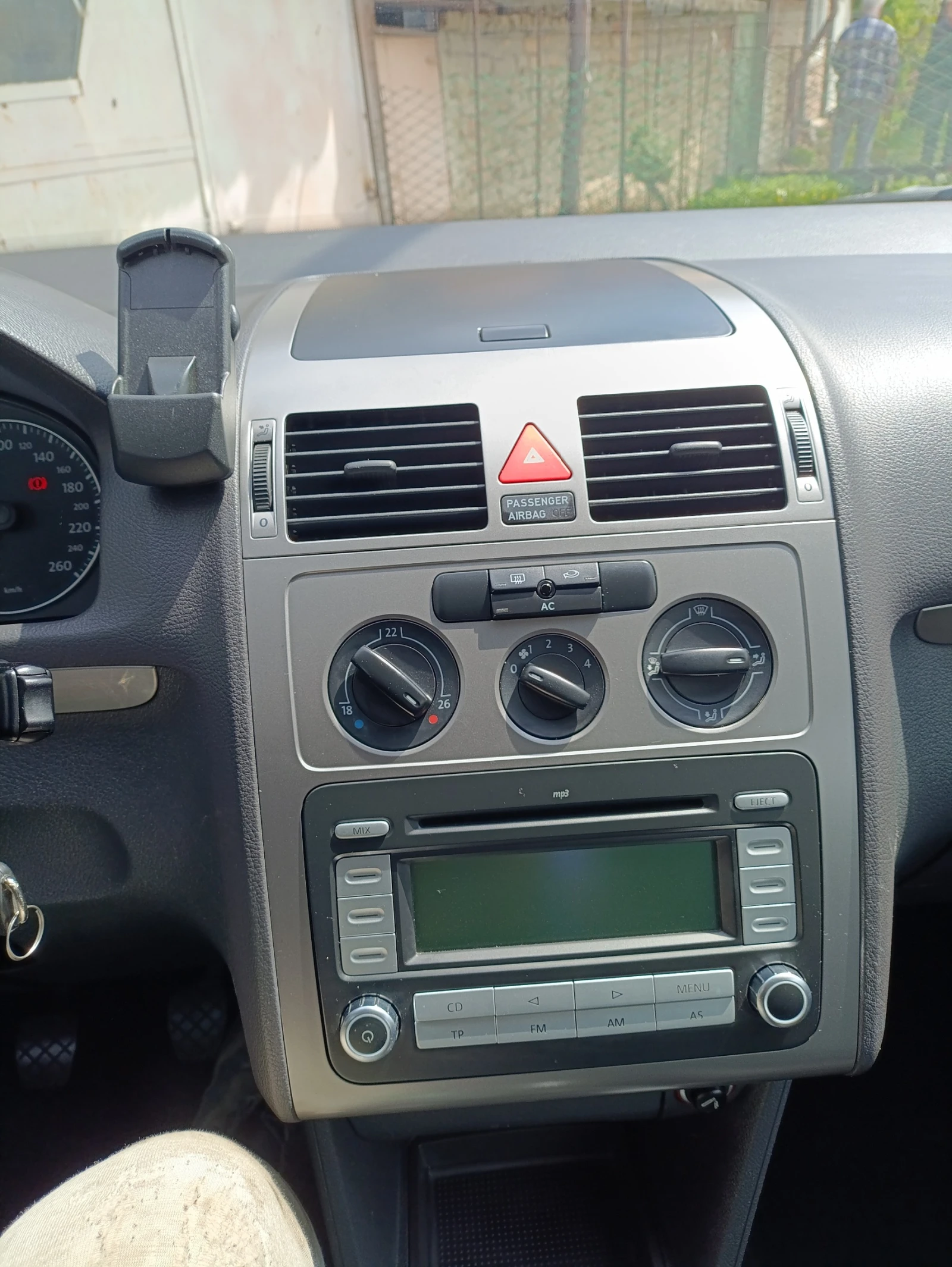 VW Touran  - изображение 7