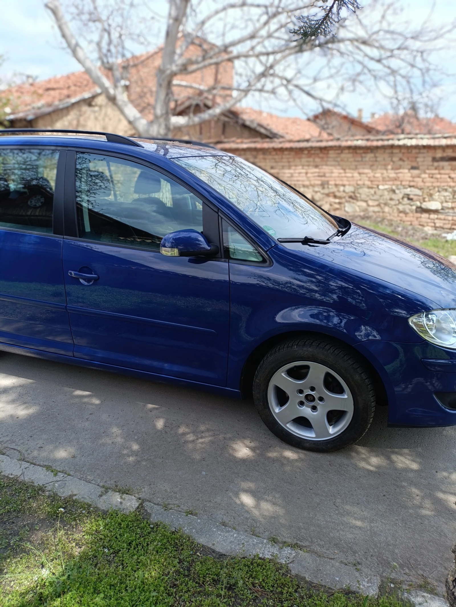 VW Touran  - изображение 3