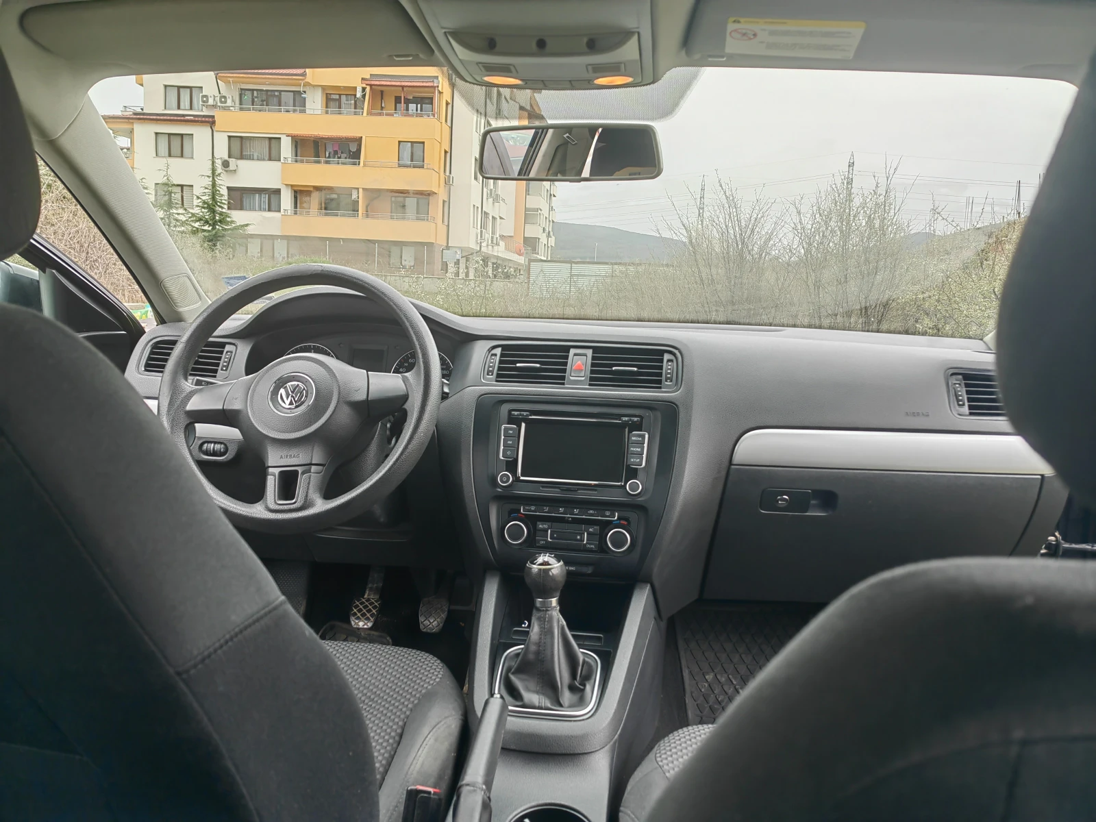 VW Jetta  - изображение 9