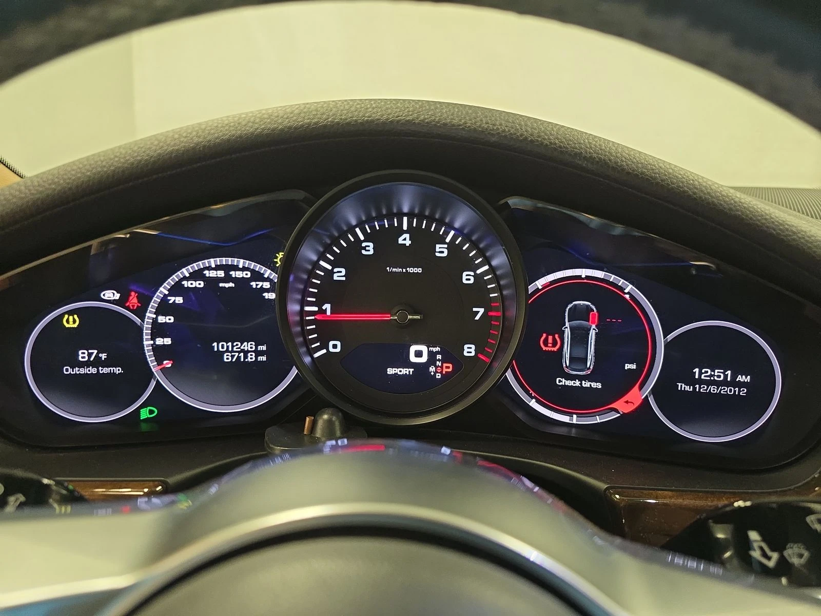 Porsche Panamera FACE* 360* Дистроник* BOSE * Обдухване!*  - изображение 9