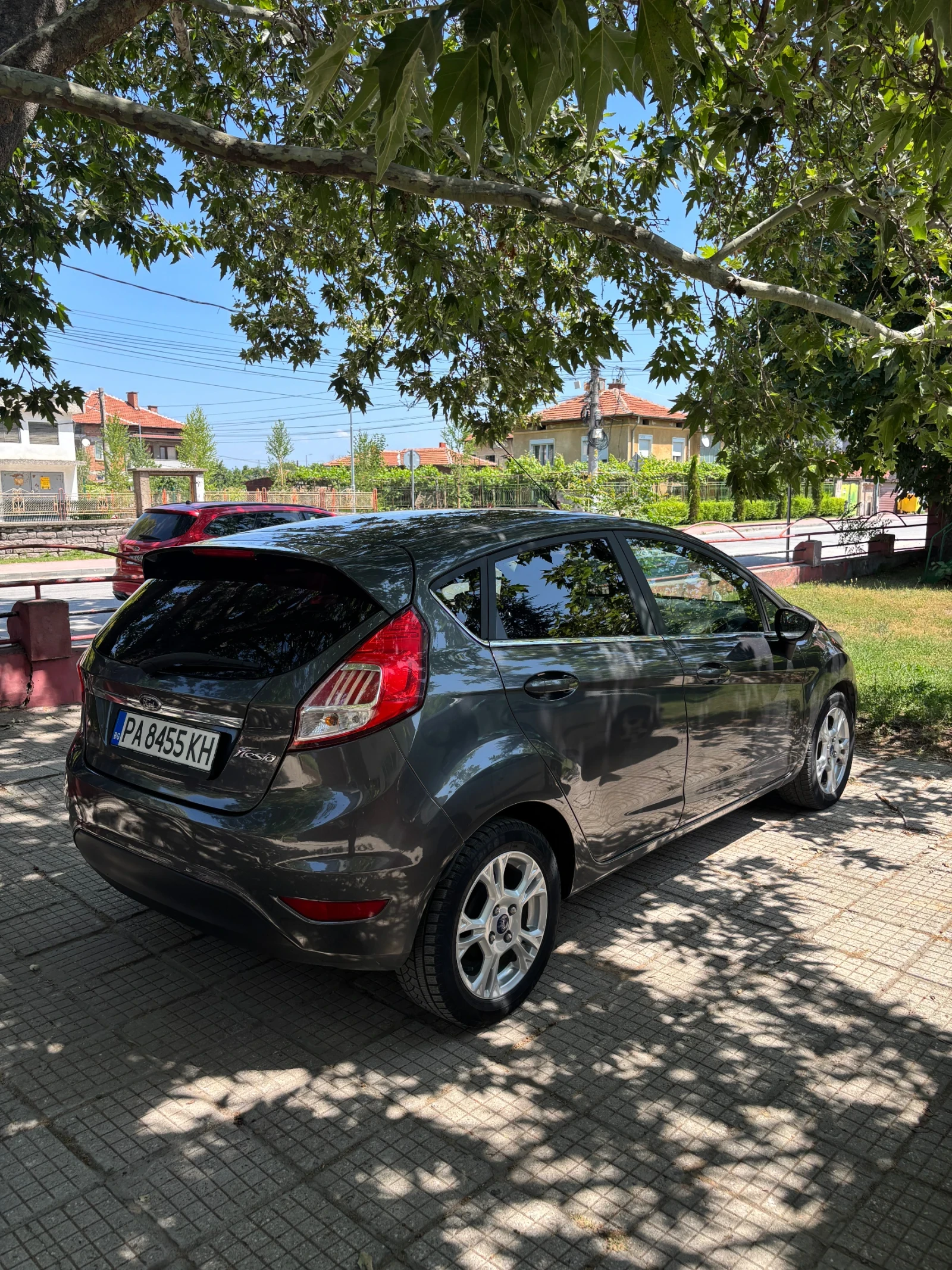 Ford Fiesta 1.25 TITANIUM - изображение 2