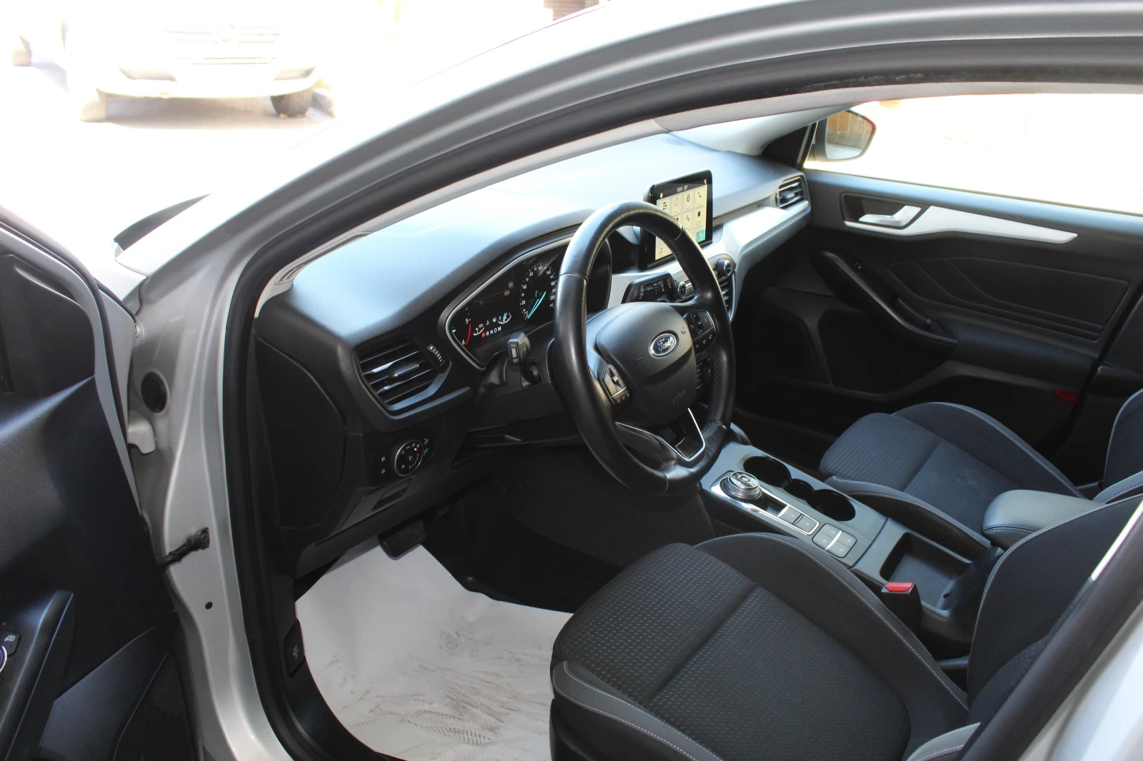 Ford Focus 1.5HDI - изображение 10