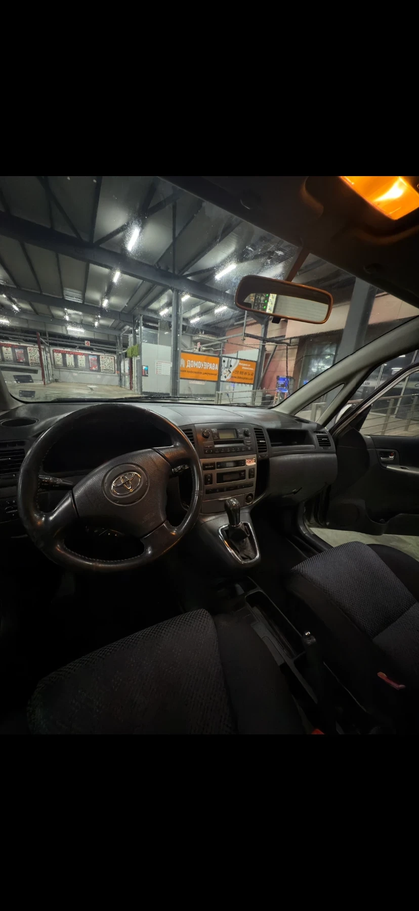 Toyota Corolla verso  - изображение 8