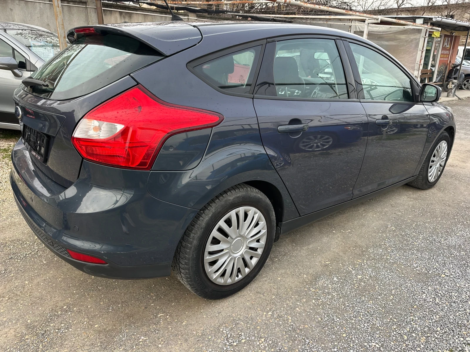 Ford Focus 1.6 ГАЗ-Бензин-120к.с. - изображение 5