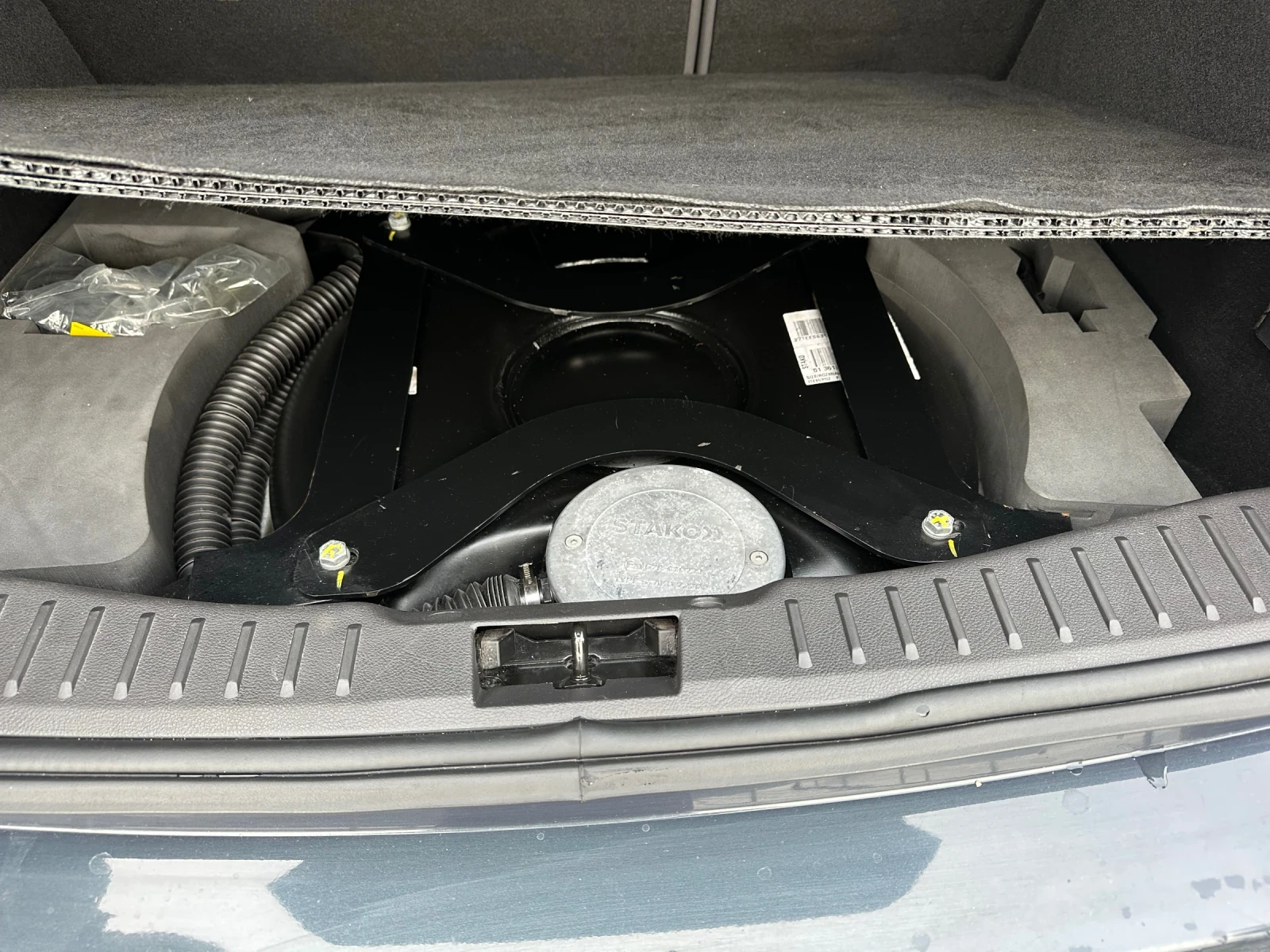 Ford Focus 1.6 ГАЗ-Бензин-120к.с. - изображение 8