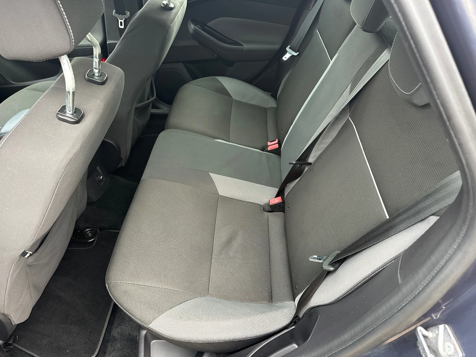 Ford Focus 1.6 ���-������-120�.�. | Mobile.bg � ����������� 14