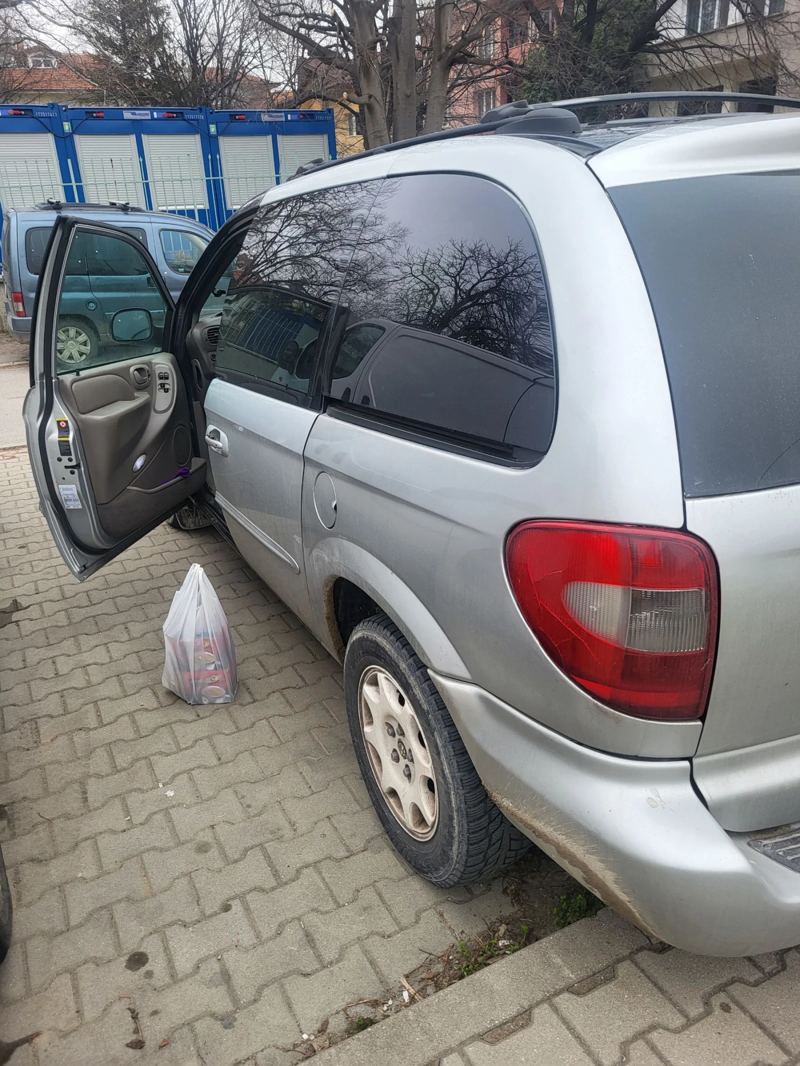 Chrysler Voyager, снимка 8 - Автомобили и джипове - 53710871