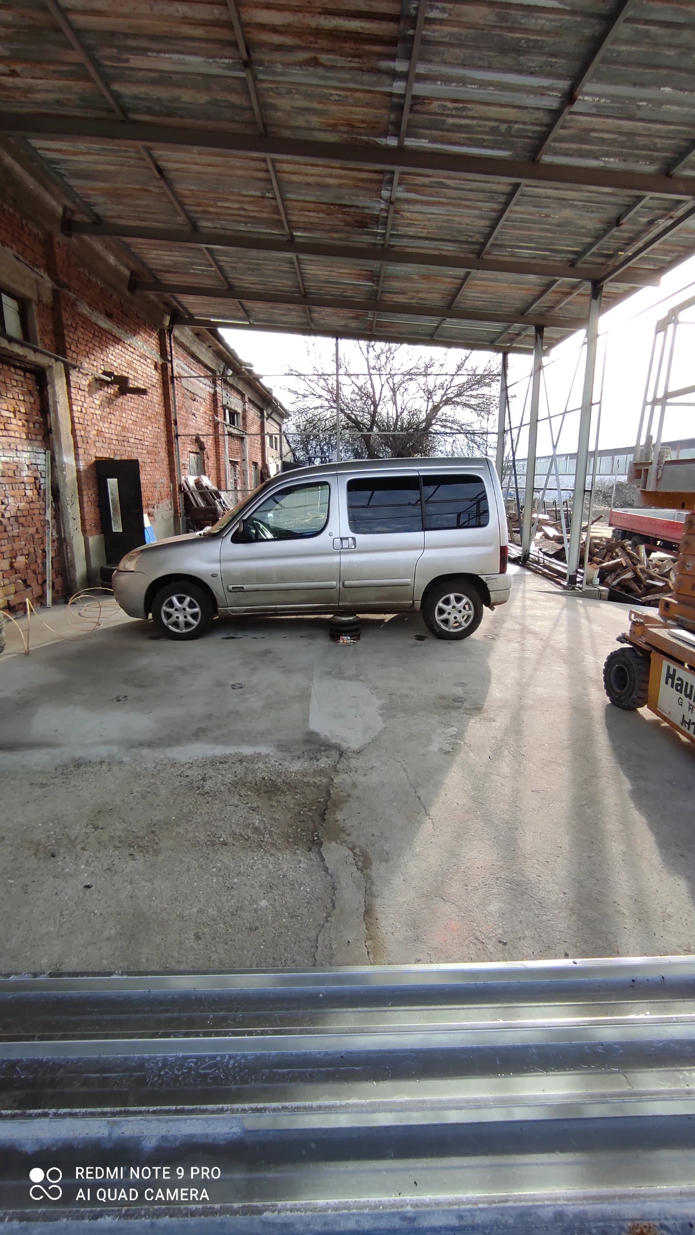 Citroen Berlingo, снимка 2 - Автомобили и джипове - 54159198