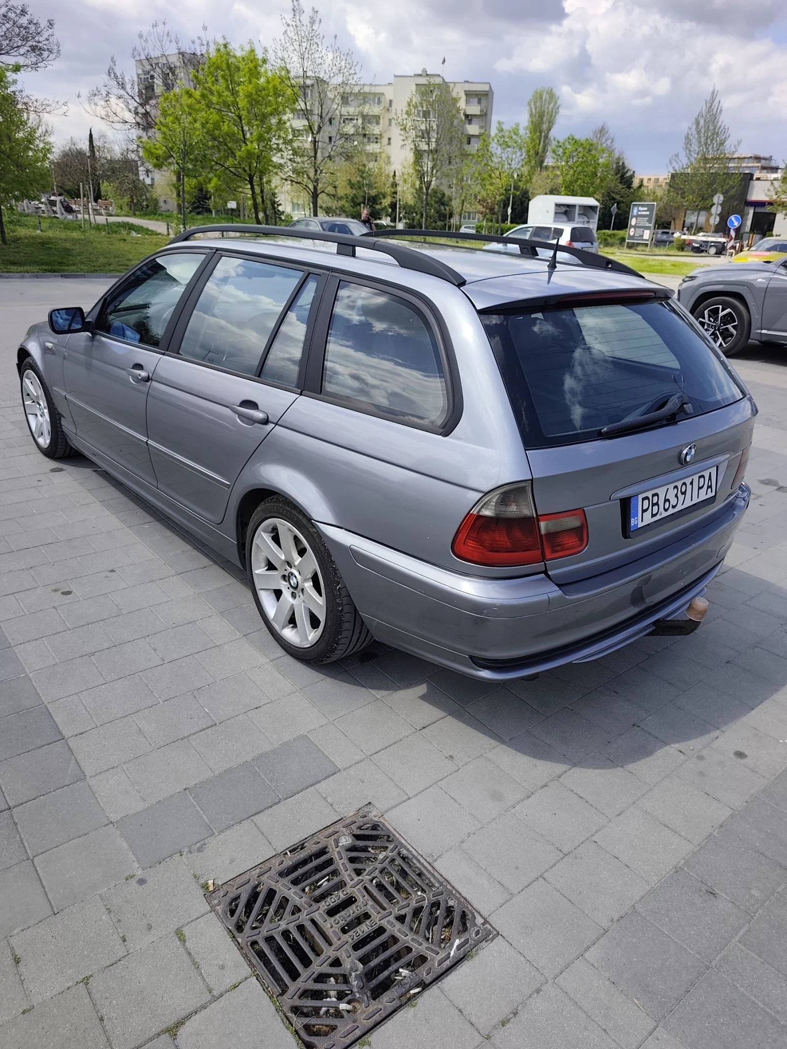 BMW 320, снимка 4 - Автомобили и джипове - 54237446