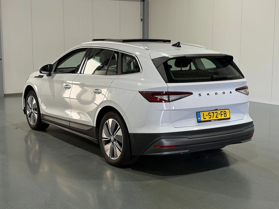 Skoda Enyaq IV80 82KW SOH 93% ПРОБЕГ 535КМ., снимка 4 - Автомобили и джипове - 54635612