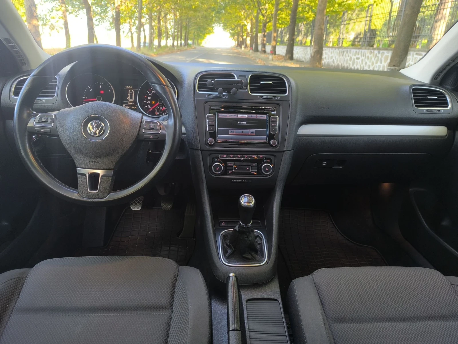 VW Golf 2.0 140ps, снимка 14 - Автомобили и джипове - 55998939