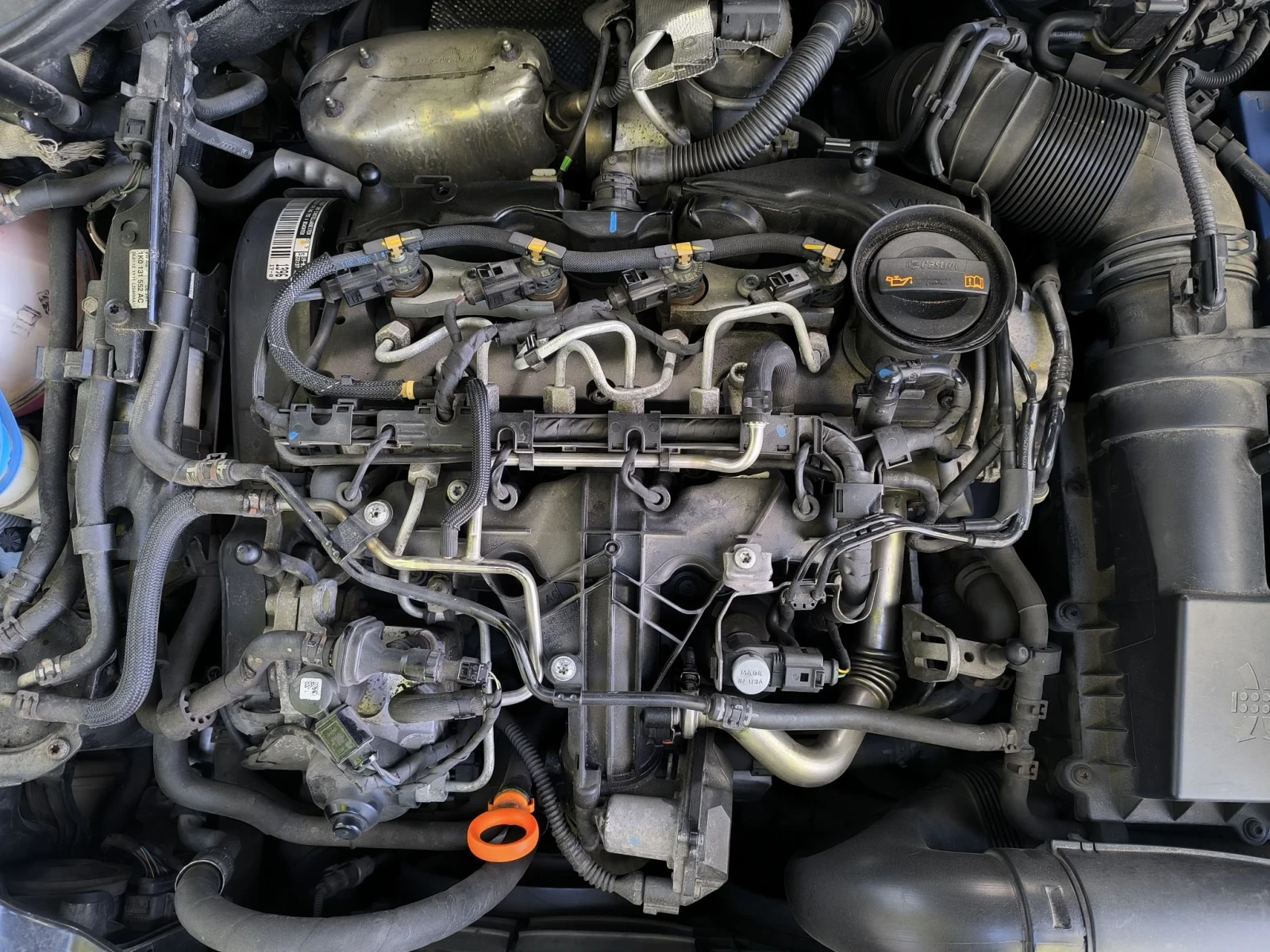 VW Golf 2.0 140ps, снимка 17 - Автомобили и джипове - 55998939