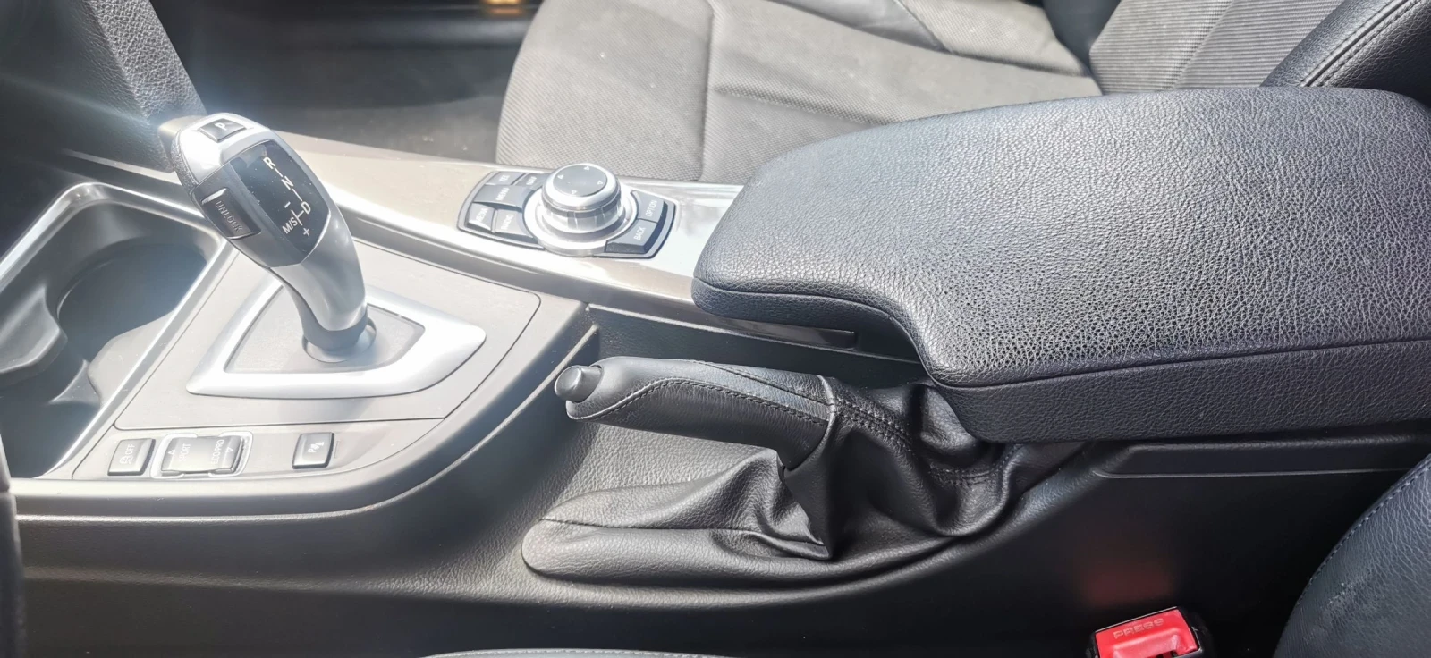 BMW 320 320d Xdrive, снимка 9 - Автомобили и джипове - 54741429