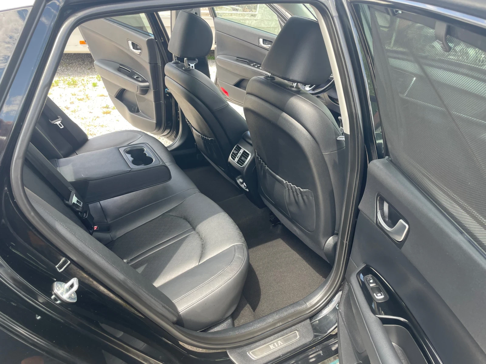 Kia Optima 2.0 Plug-in хибрид 205к.с., снимка 14 - Автомобили и джипове - 54750941