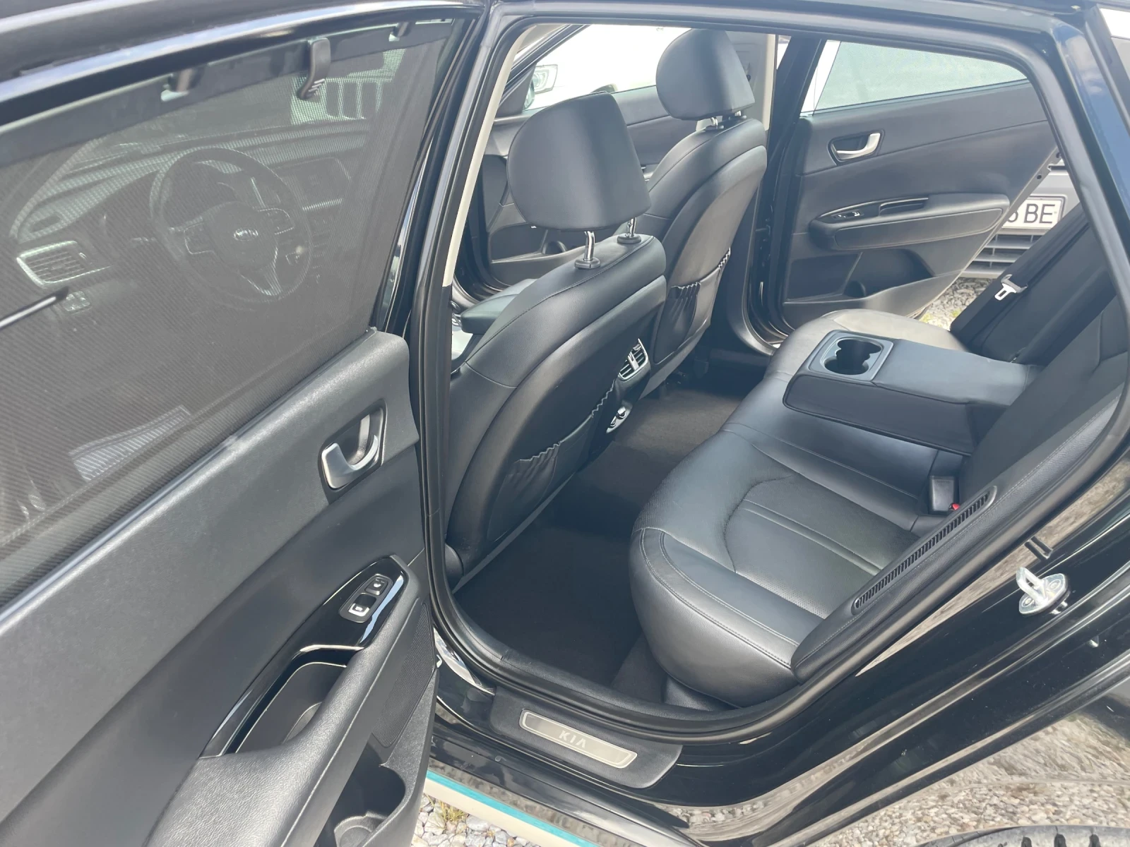 Kia Optima 2.0 Plug-in хибрид 205к.с., снимка 15 - Автомобили и джипове - 54750941