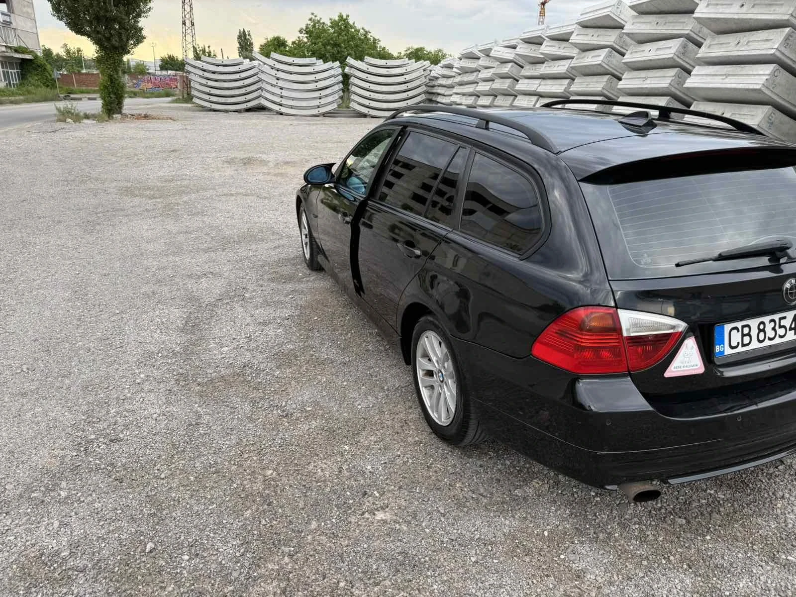 BMW 320 2.0, снимка 6 - Автомобили и джипове - 54806264