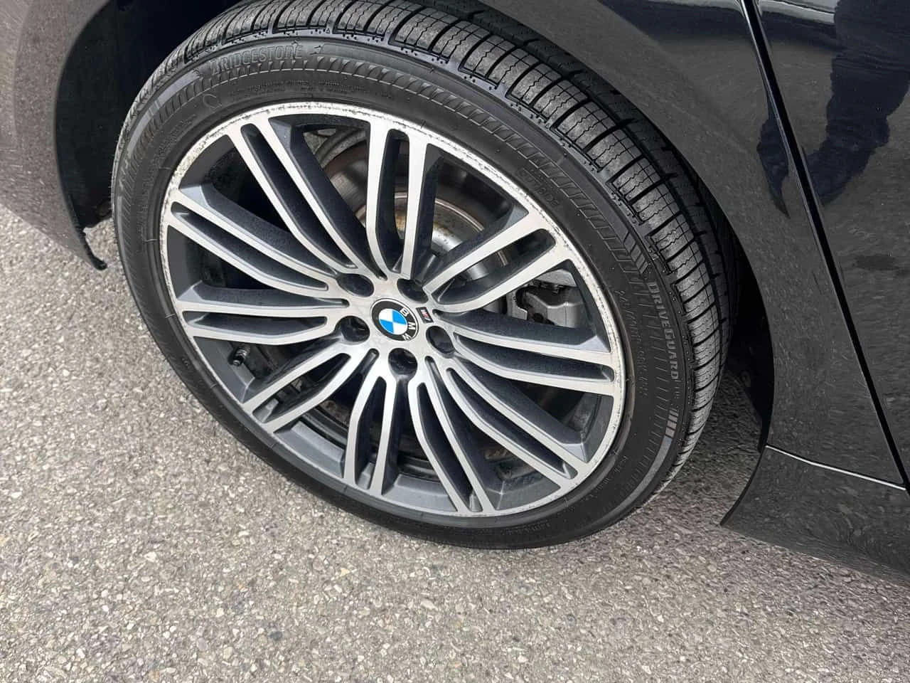 BMW 530 I XDRIVE | LED | M-PACK | PANO , снимка 12 - Автомобили и джипове - 54945647