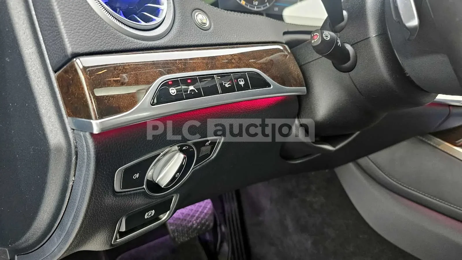 Mercedes-Benz S 560 4MATIC| 3D BURMASTER| HUD| TV| PANO| ВКЛ.ТЕХНОТЕСТ, снимка 10 - Автомобили и джипове - 54959700