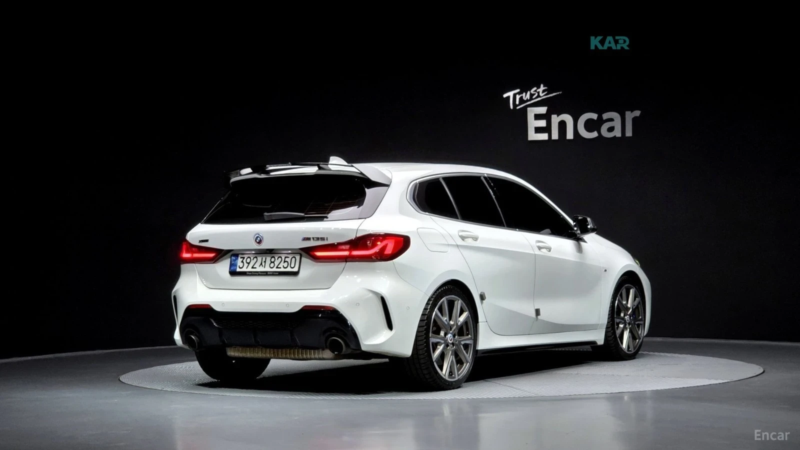 BMW M135 XDRIVE* M* SPORT* HEADUP* ПАНО* КАМЕРА* , снимка 3 - Автомобили и джипове - 54974156