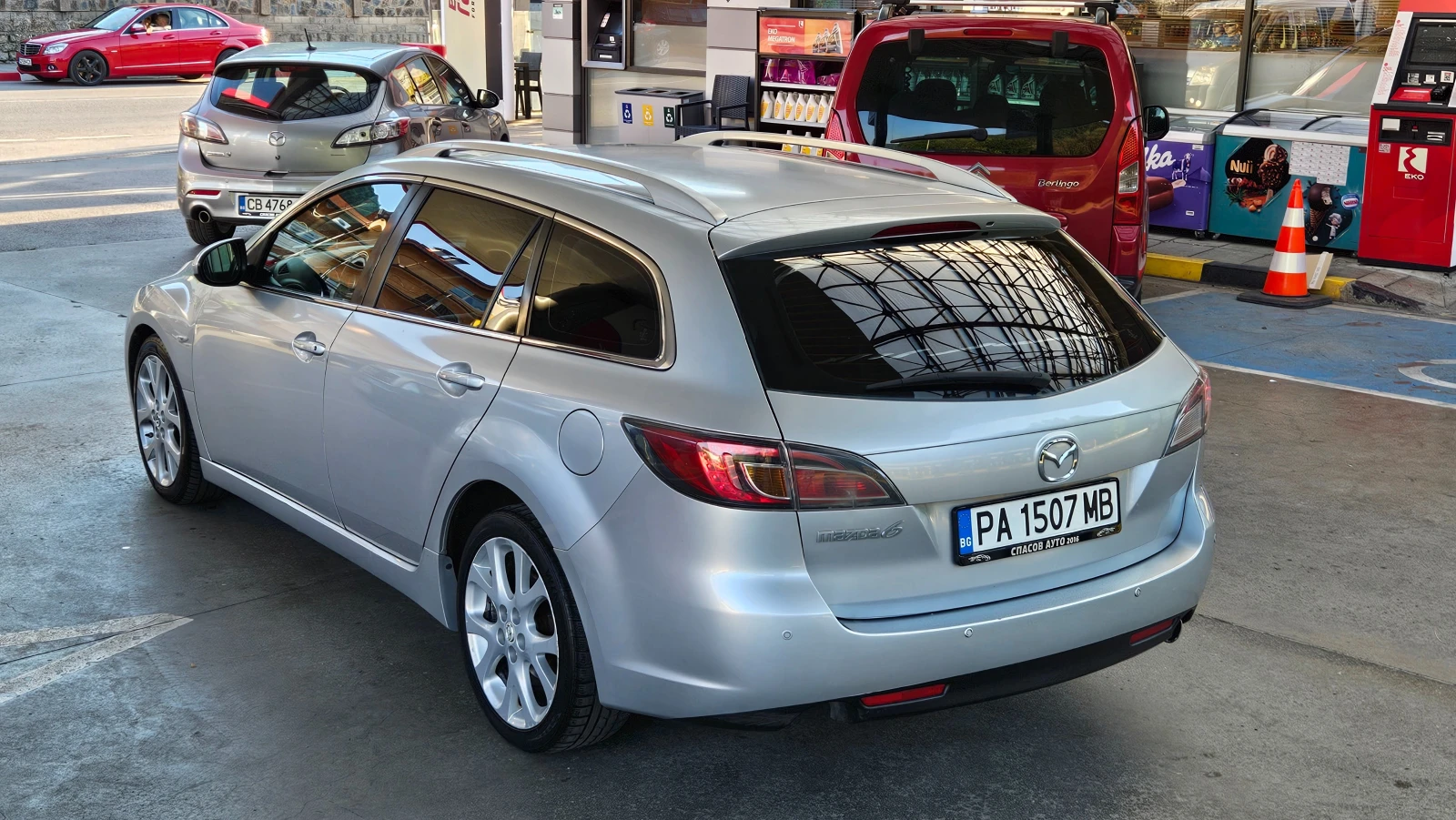 Mazda 6 2.0D KOJA/KLIMATRON/KSENON/BOSSE, снимка 3 - Автомобили и джипове - 55075330