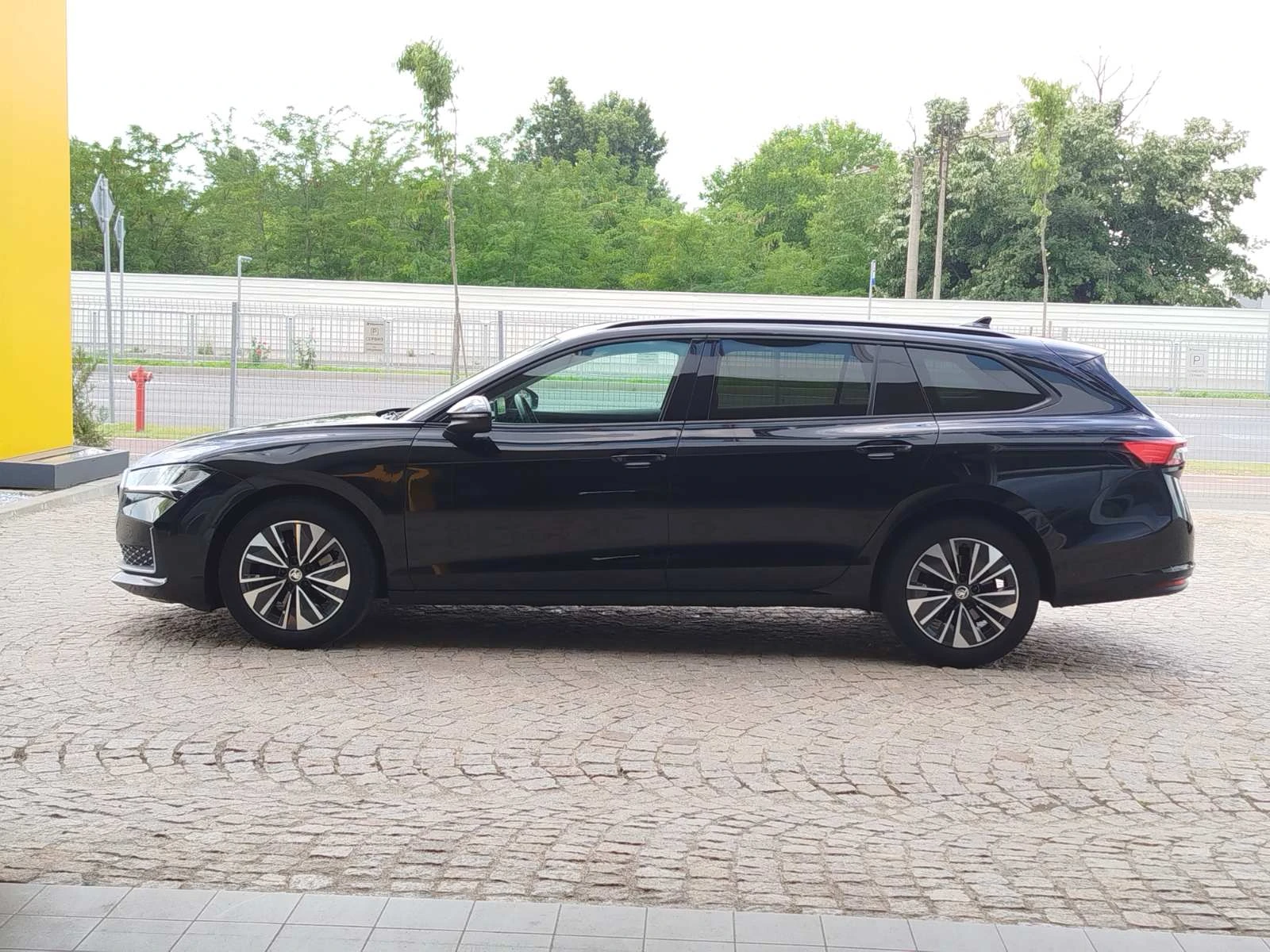 Skoda Superb 2.0 TDI/150 к.с., снимка 8 - Автомобили и джипове - 55187199