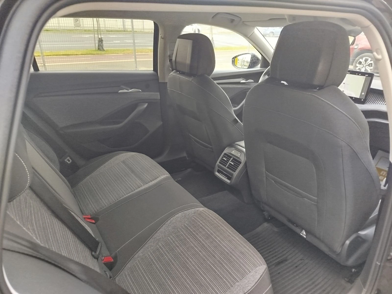 Skoda Superb 2.0 TDI/150 к.с., снимка 16 - Автомобили и джипове - 55187199