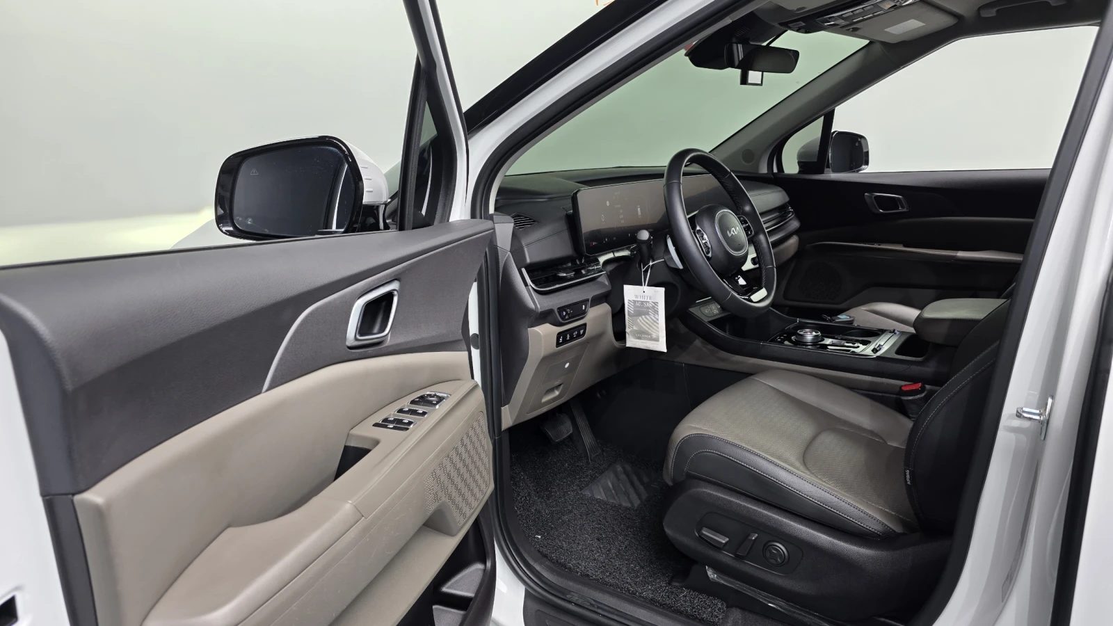 Kia Carnival 3.5* ОБДУХВАНЕ* BLIND SPOT* ЕЛ. БАГАЖНИК* КРАЙНА Ц, снимка 10 - Автомобили и джипове - 55993246