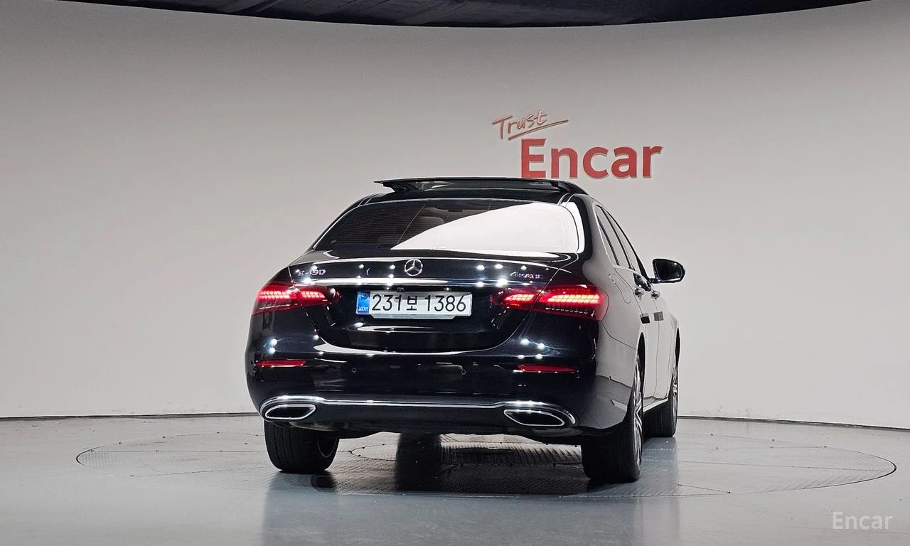 Mercedes-Benz E 450 4MATIC* BURMESTER* ОБДУХВАНЕ* LANE* ASSIST* 360КАМ, снимка 4 - Автомобили и джипове - 56117870
