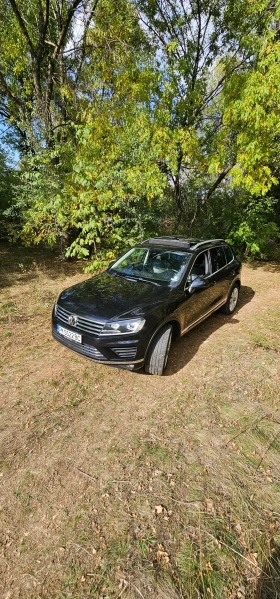 VW Touareg 3.0 TDI Пружини/амбиентно осветление FULL, снимка 1